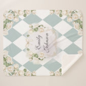 Elegant Monogram White Roses Green Leaves Diamond Sherpadecke (Vorderseite (Horizontal))