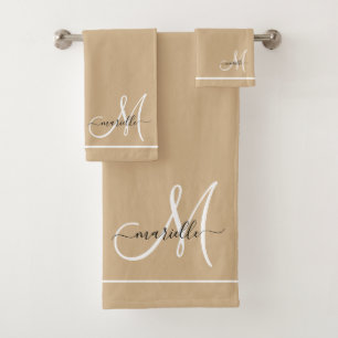 Elegant Monogram White Script Name Tan Badhandtuch Set
