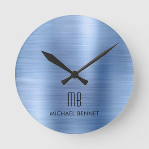 Elegant Monogrammed Blue Brushed Metallic Runde Wanduhr
