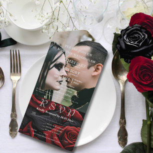 Elegant Moody Dark Gothic Rote Rose auf Black Foto All In One Einladung