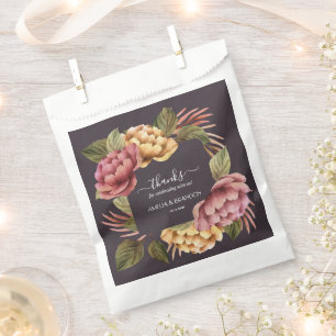 Elegant Moody Floral Wedding Geschenktütchen