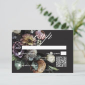 Elegant Moody Twilight Mled Floral QR Code RSVP Karte (Stehend Vorderseite)