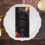 Elegant Moody Vibrant Harvest Floral Wedding Menu Menükarte<br><div class="desc">Genießen Sie die opulente Schönheit einer Herbsternte mit unserem fesselnden Hochzeitsmenü. Ein dramatischer, aber weicher schwarzer Hintergrund bietet die perfekte Leinwand für einen atemberaubend realistischen Bouquet. Stellen Sie sich eine lebhafte Farbexplosion vor, mit Rose in orangefarbener und dunkler Magenta, kleinen magentafarbenen Blume und lila Veilchen und neben Pfirsichmüttern und anderen...</div>