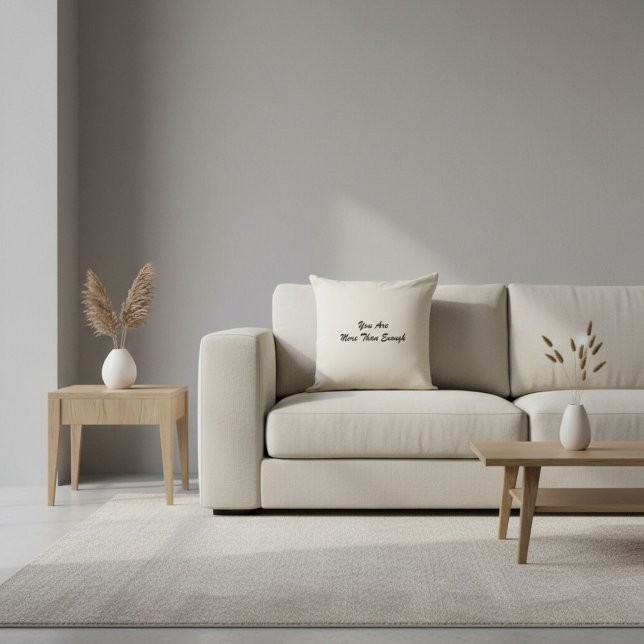 Elegant motivational quote typography modern kissen (Von Creator hochgeladen)