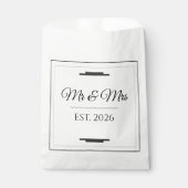 Elegant Mr & Mrs Wedding Modern Minimalist Favor Geschenktütchen (Vorderseite)