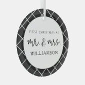 Elegant Mr. und Mrs. First Christmas Geschenk Ornament Aus Glas (Vorderseite Rechts)