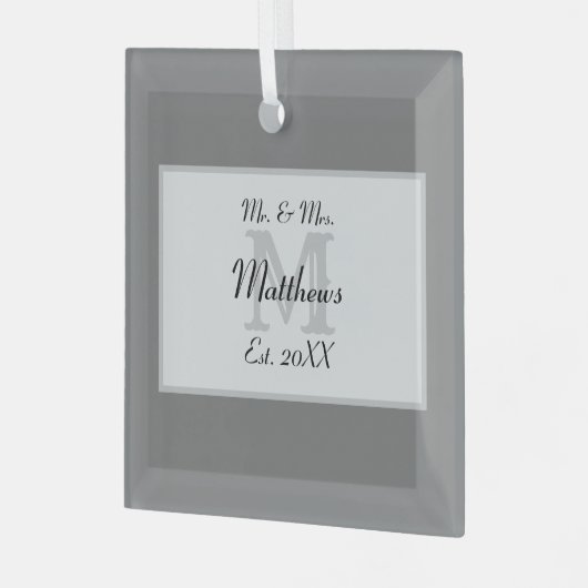 Elegant Mr. und Mrs. Monogram Ornament Aus Glas (Vorderseite links)