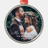 Elegant Mr. und Mrs. Wedding Custom Foto Monogram Ornament Aus Metall (Vorne)