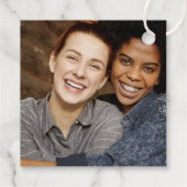 Elegant Mrs. und Mrs. Script Custom Monogram Geschenkanhänger (Rückseite)