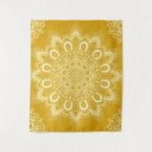Elegant Mustard Yellow Blume Mandala Wandteppich (Vorderseite)