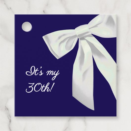 Elegant Navy Blue Birthday Gefälligkeitstriche mit Geschenkanhänger (Vorderseite)