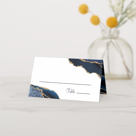 Elegant Navy Blue Gold Agate Monogram Wedding Platzkarte (Vorderseite)