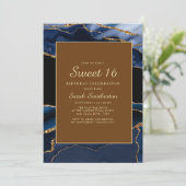 Elegant Navy Blue Gold Marmor Agate Sweet 16 Einladung (Stehend Vorderseite)