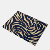 Elegant Navy Blue Gold Zebra Print Fußmatte (Schrägansicht)