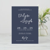 Elegant Navy Blue Minimalist Modern Photo Wedding Einladung (Stehend Vorderseite)