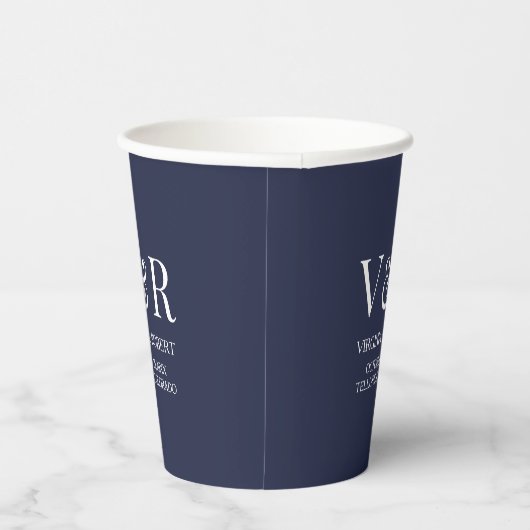 Elegant Navy Blue Monogram | Minimalistische Hochz Pappbecher (Rechts)