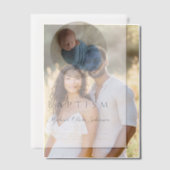 Elegant Navy Blue Script Boy Foto Taufe Pergament Einladungen (Versatz (Ehepaar))