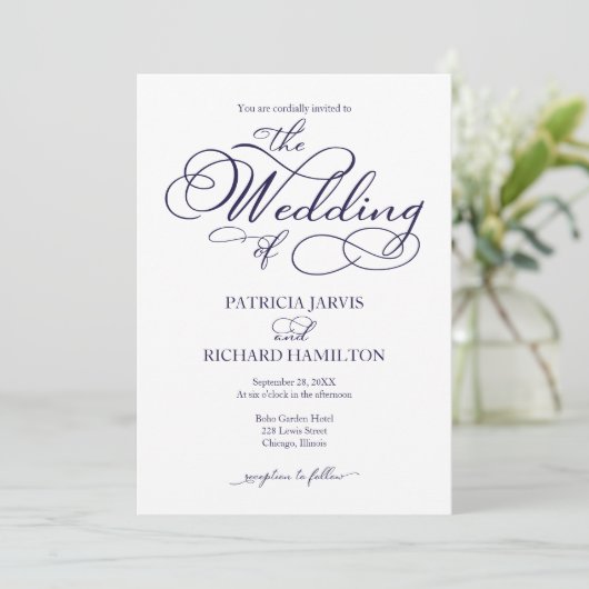 Elegant Navy Blue Script Wedding Einladung (Stehend Vorderseite)