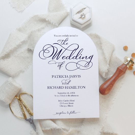 Elegant Navy Blue Script Wedding Einladung