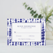 Elegant Navy Blue Shibori Gefärbte Krawatte Hochze RSVP Karte (Stehend Vorderseite)