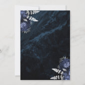 Elegant Navy Blue Silver Floral Wedding Einladung (Rückseite)