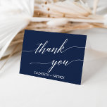 Elegant Navy Calligrafy Dankeschön Card Dankeskarte<br><div class="desc">Diese elegante Marinekalkarte ist perfekt für eine Hochzeit im Herbst. Das einfache Design zeichnet sich durch romantische und skurrile Typografie auf marineblau-blauem Hintergrund aus. Die Innenseite der Karte ist leer, sodass Sie genug Platz haben, um eine durchdachte personalisierte Notiz zu schreiben. Passen Sie die Kartenvorderseite mit Ihren Namen oder einer...</div>