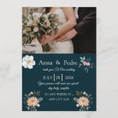 Elegant Navy Floral Photo Wedding Invitation Einladung (Vorderseite)