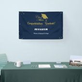 Elegant Navy Gold Script Glückwunsch Abschluss 202 Banner (Messe)