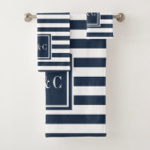 Elegant Navy White Stripe Monogram Badhandtuch Set (Insitu)