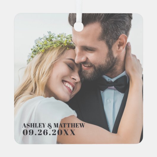 Elegant Newlyweds Foto Verheiratet Frohe Weihnacht Ornament Aus Metall (Rückseite)