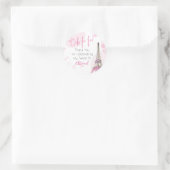 Elegant Ooh la Paris Eiffel Tower Pink White Runder Aufkleber (Tasche)
