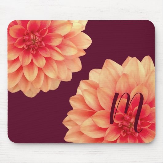 Elegant Orange Dahlias Blume Burgundy Monogram Mousepad (Vorne)