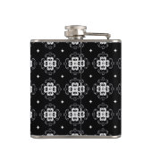Elegant Ornate Black and White Pattern Monogram Flachmann (Rückseite)