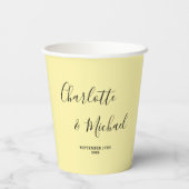 Elegant Pale Yellow Script Minimalist Wedding Pappbecher (Rückseite)