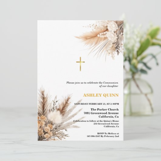 Elegant Pampas Grass Cross First Communation Einladung (Stehend Vorderseite)