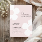 Elegant Pastel Pink Daisy Spring Birthday Einladung