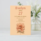 Elegant Peach Floral Birthday Invitation (Stehend Vorderseite)