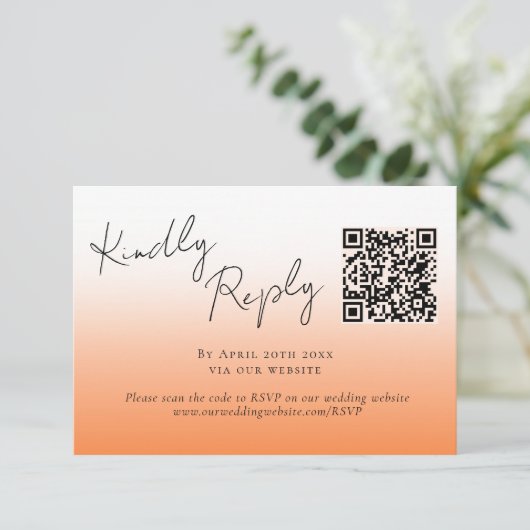 Elegant Peach Orange Fuzz QR Code Wedding RSVP Karte (Stehend Vorderseite)