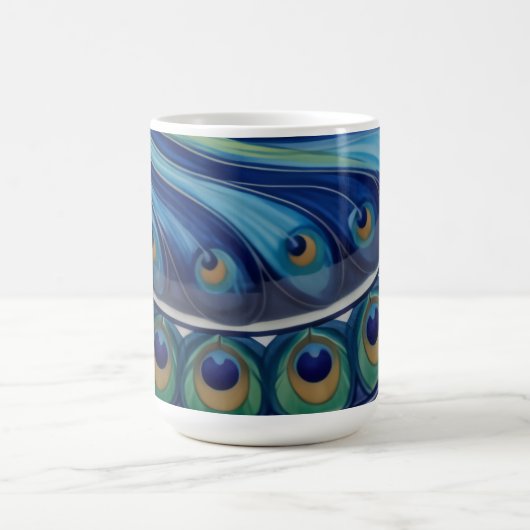 Elegant Peacock Feather Mandala Kaffeetasse (Mittel)