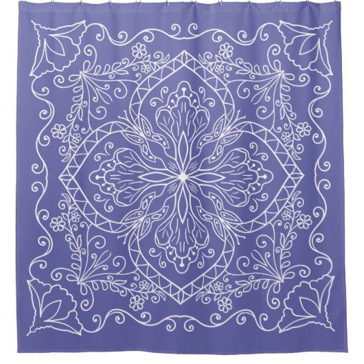 Elegant Periwinkle Blue Blüh Pattern Lila Duschvorhang (Vorderseite)