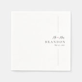 Elegant Personalisiert Minimalistisch Mr. & Mrs. W Serviette (Vorderseite)