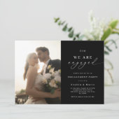 Elegant Photo & Monogram Black Engagement Party Einladung (Stehend Vorderseite)