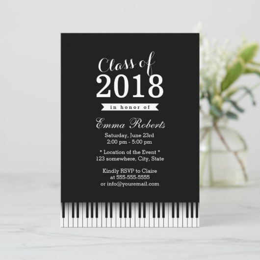 Elegant Piano Keys Music School Graduation Party Einladung (Stehend Vorderseite)