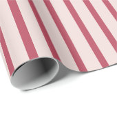 Elegant Pink and Maroon Diagonal Stripes Modern  Geschenkpapier (Rolleneckpunkt)