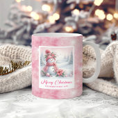 Elegant Pink Snowman Cozy Winter Forest Scene Xmas Kaffeetasse