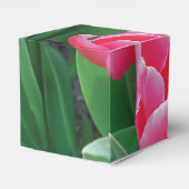 Elegant Pink Tulips Wedding Geschenkschachtel (Rückseite)