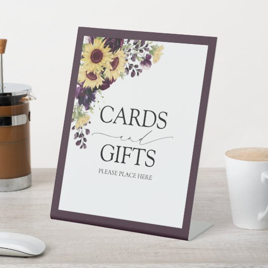 Elegant Plum Lila Sockelschild (In SItu)