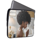 Elegant Praying Mother Laptop Sleeve (Vorne Rechts)