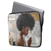 Elegant Praying Mother Laptop Sleeve (Vorderseite Links)