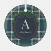 Elegant Preppy Plaid Monogram Christmas Ornament Aus Glas (Vorderseite)